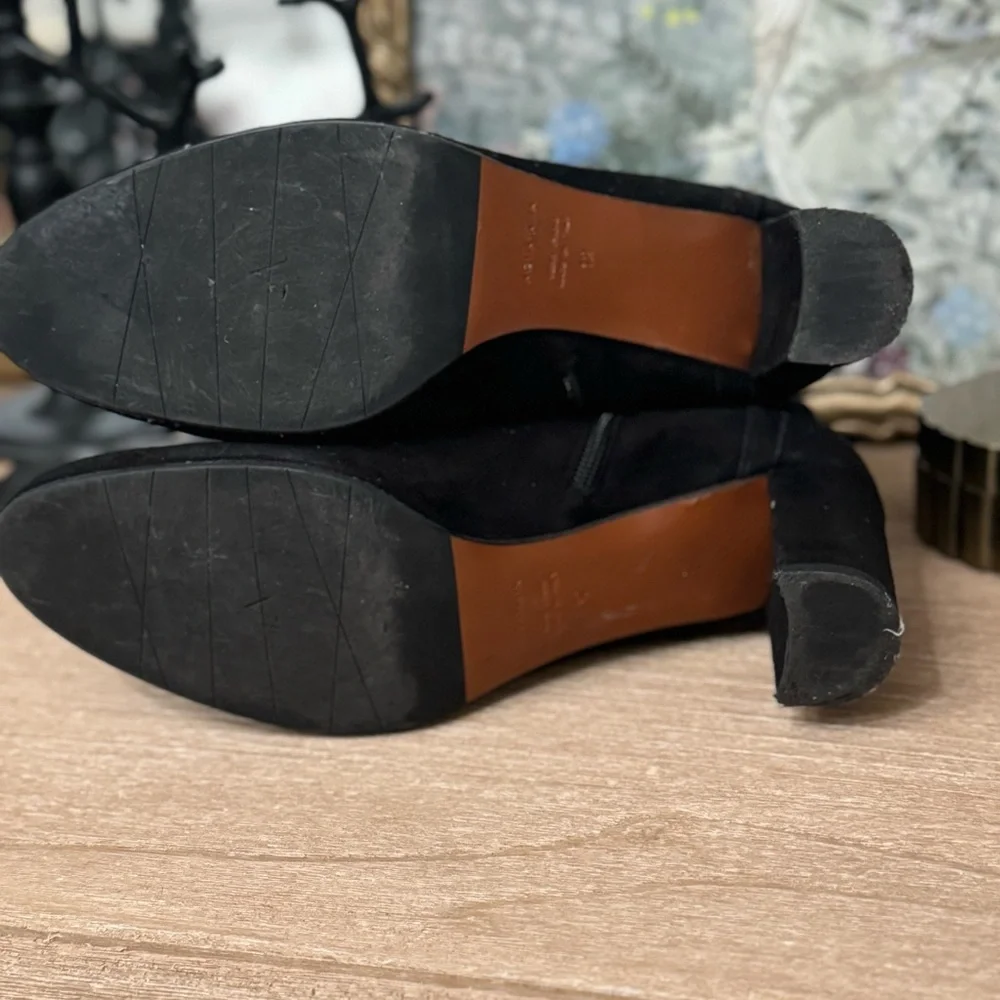 Aquatalia Tilly suede weatherproof ankle boots in black ~ Size 12